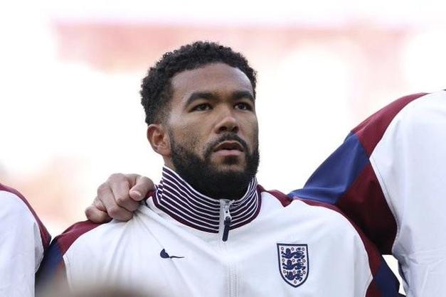 传射建功，英超官方：里斯-詹姆斯当选切尔西3-0森林全场最佳球员