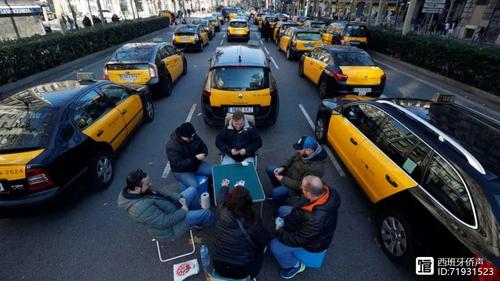 世体：巴塞罗那出租车协会宣布罢工，反对巴萨和Uber之间的协议