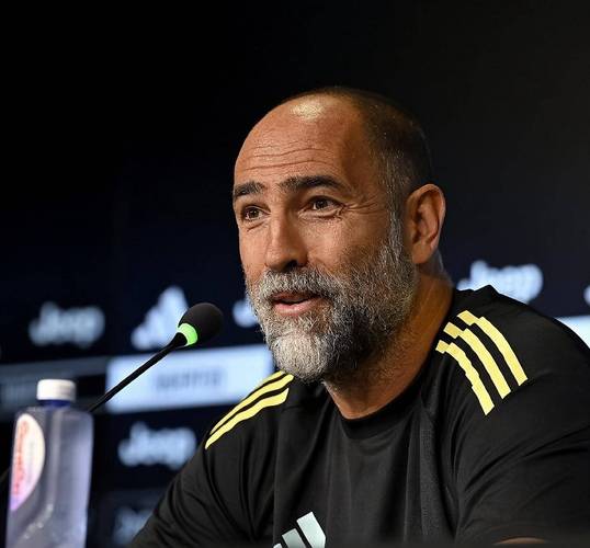 记者：尤文正审视图多尔的帅位，正评估临时主帅带队的可能性