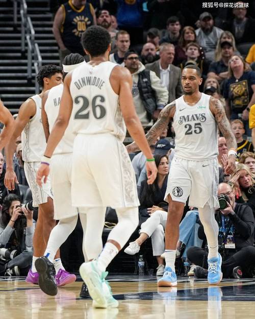 详细阅读:明日独行侠VS步行者 莱夫利与加福德继续缺席 浓眉大概率出战 明日独行侠VS步行者 莱夫利与加福德继续缺席 浓眉大概率出战