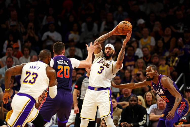 详细阅读:浓眉:我们为自己争取赢球机会 每场都会坚持战斗到最后一刻 浓眉:我们为自己争取赢球机会 每场都会坚持战斗到最后一刻