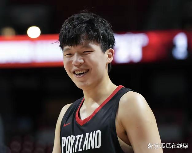 队记：斯普利特曾鼓励杨瀚森多出手投篮 这也是成长的一部分