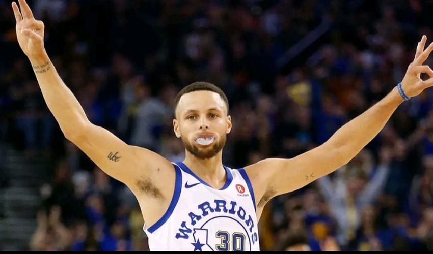 无力回天！马威出战28分钟 11投9中砍下20分11篮板4抢断