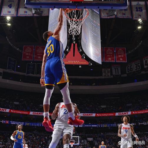 详细阅读:罚丢本赛季第一球!库里第四节制造犯规两罚一中 罚丢本赛季第一球!库里第四节制造犯规两罚一中