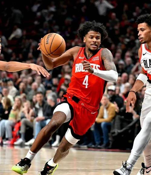 范乔丹缺阵反而打出最强进攻！揭秘火箭爆发原因：申京 KD 篮板