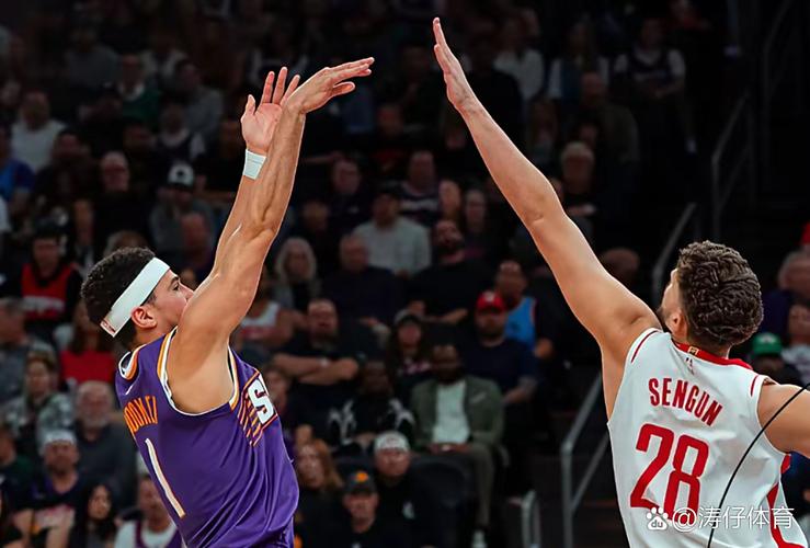 对阵爵士！伊戈达罗：和理查兹搭档会很棒 能冲抢篮板保持活跃度